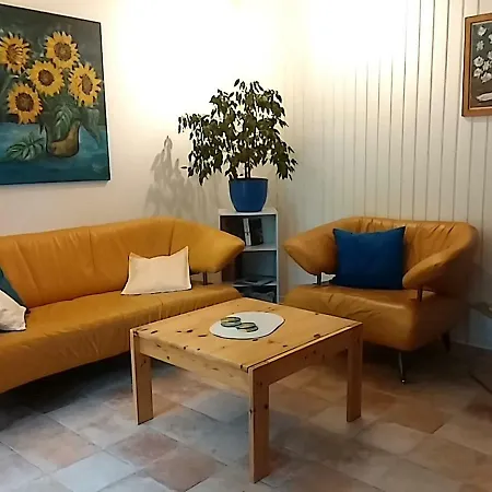 Apartment Ferienwohnung In *